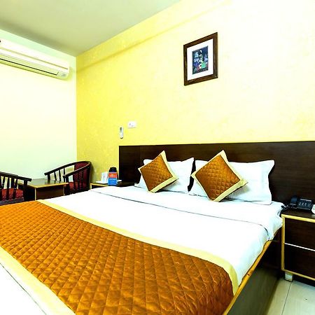 Hotel Ananta Inn Jaipur Buitenkant foto